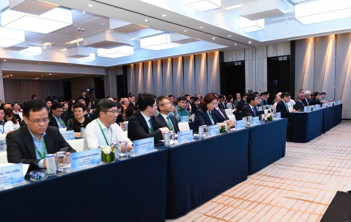 Các đại biểu tham dự Hội nghị “Quỹ đầu tư và đầu tư nước ngoài trong Kỷ nguyên phát triển mới của Việt Nam”.