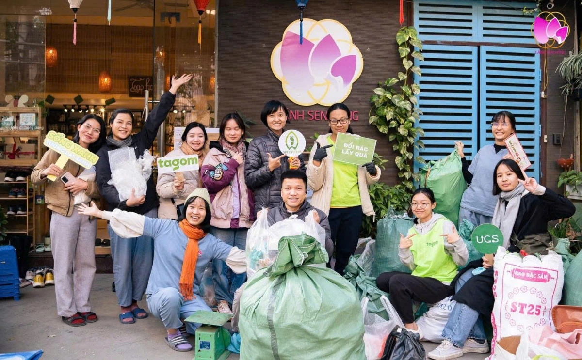 Các tình nguyện viên Tagom.