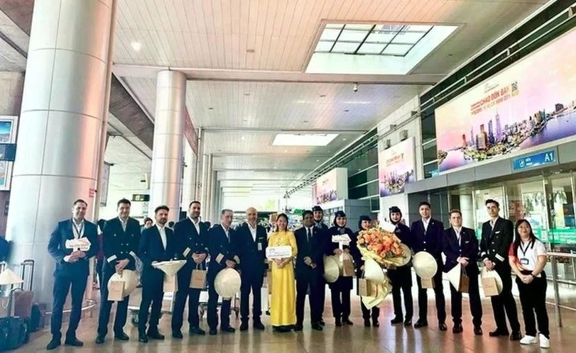 The Iranian tourists are scheduled to stay in Vietnam for 10 days. (Photo: VGP)