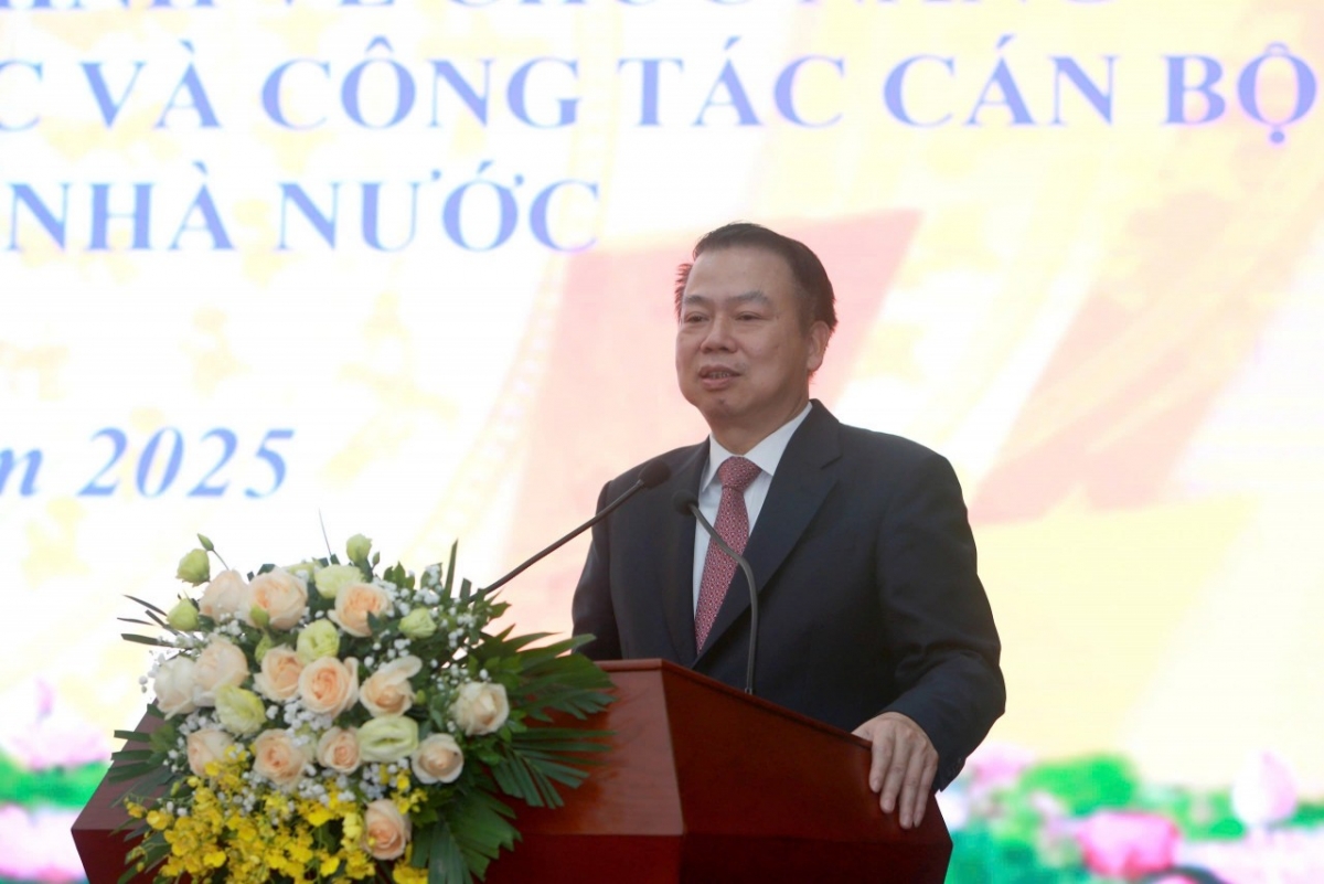 Thứ trưởng Bộ Tài chính Nguyễn Đức Chi phát biểu tại hội nghị. Ảnh: TBTC