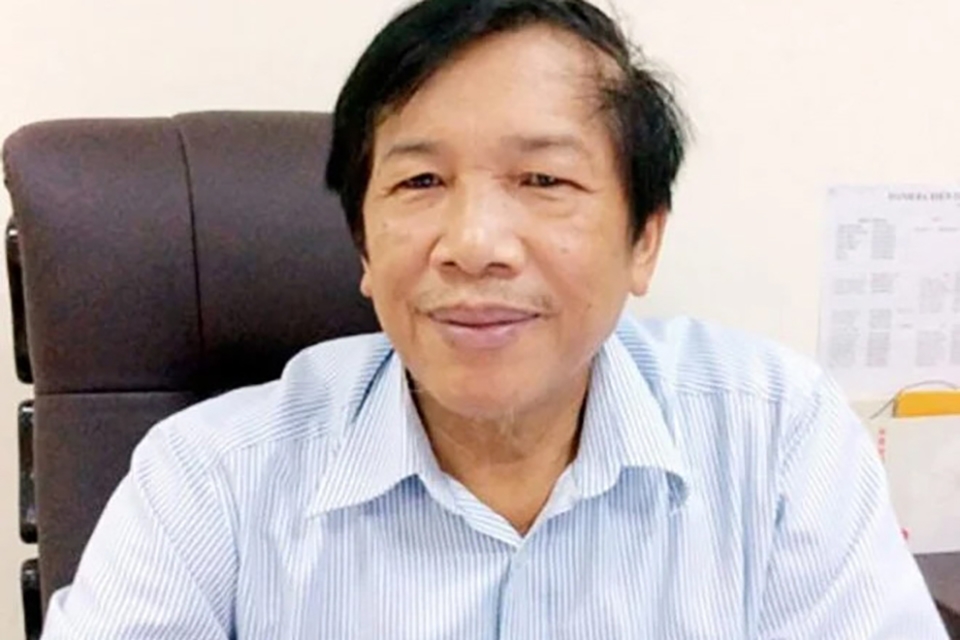 Nhà văn Khuất Quang Thụy