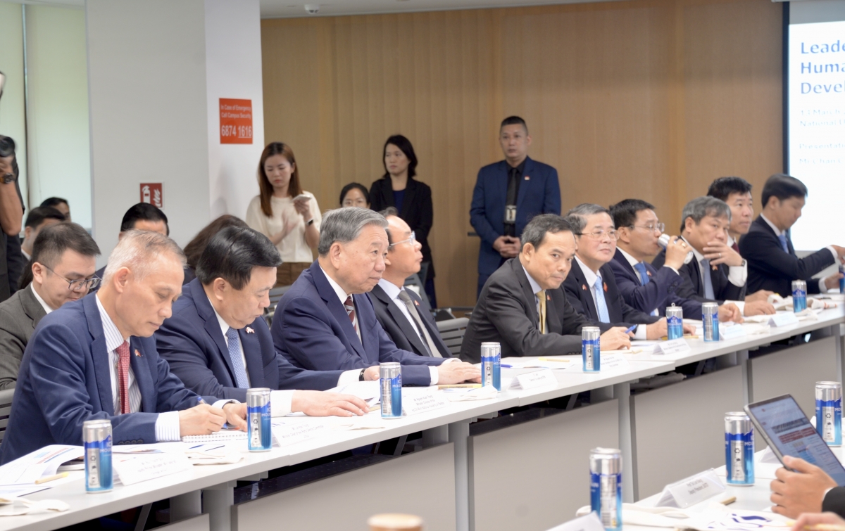 Tổng Bí thư Tô Lâm thăm Đại học Quốc gia Singapore