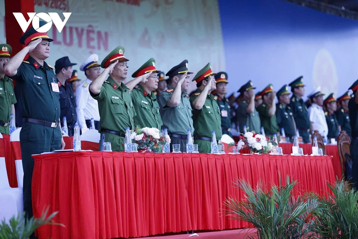 This is the first in-person national-level rehearsal of the military and police forces in preparation for the V-Day anniversary.