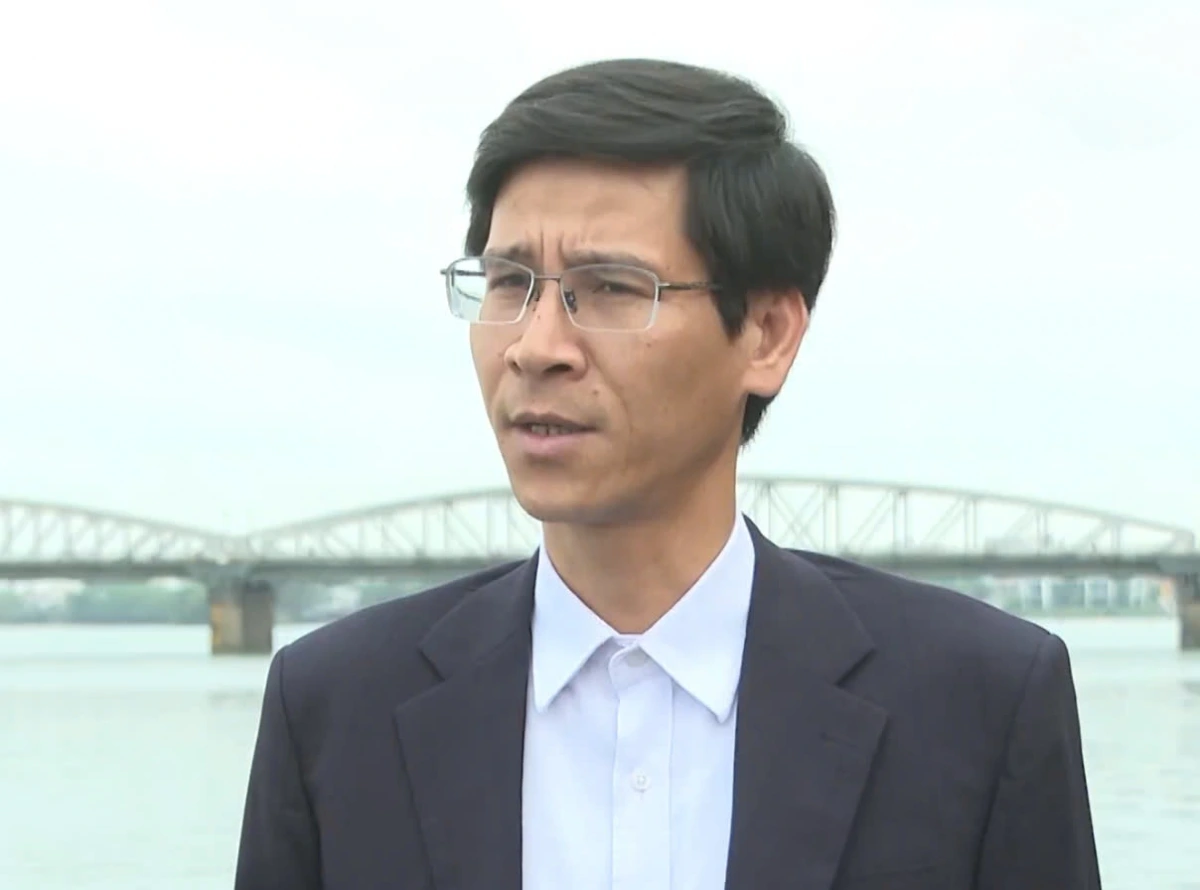 PGS.TS Hoàng Chí Hiếu, Phó Trưởng khoa Đại học Sư phạm Huế.