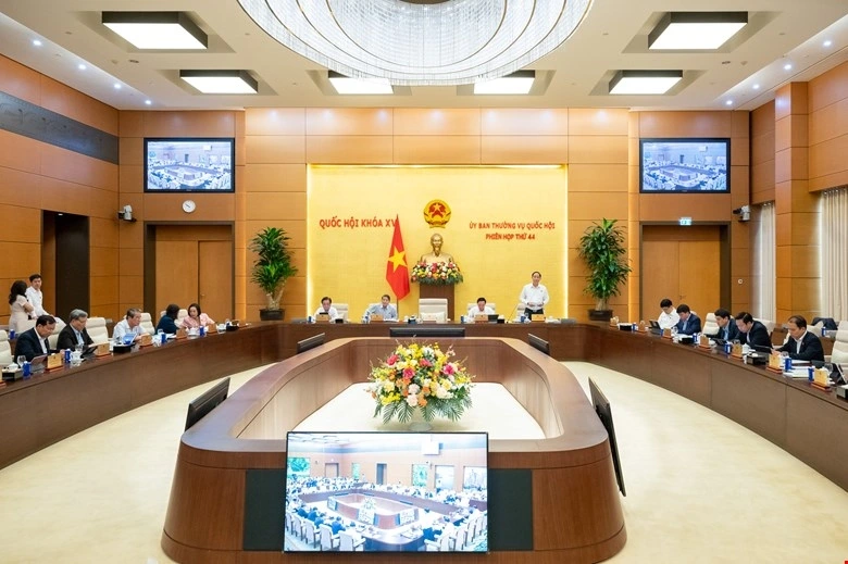 Phiên họp 44 của Ủy ban Thường vụ Quốc hội