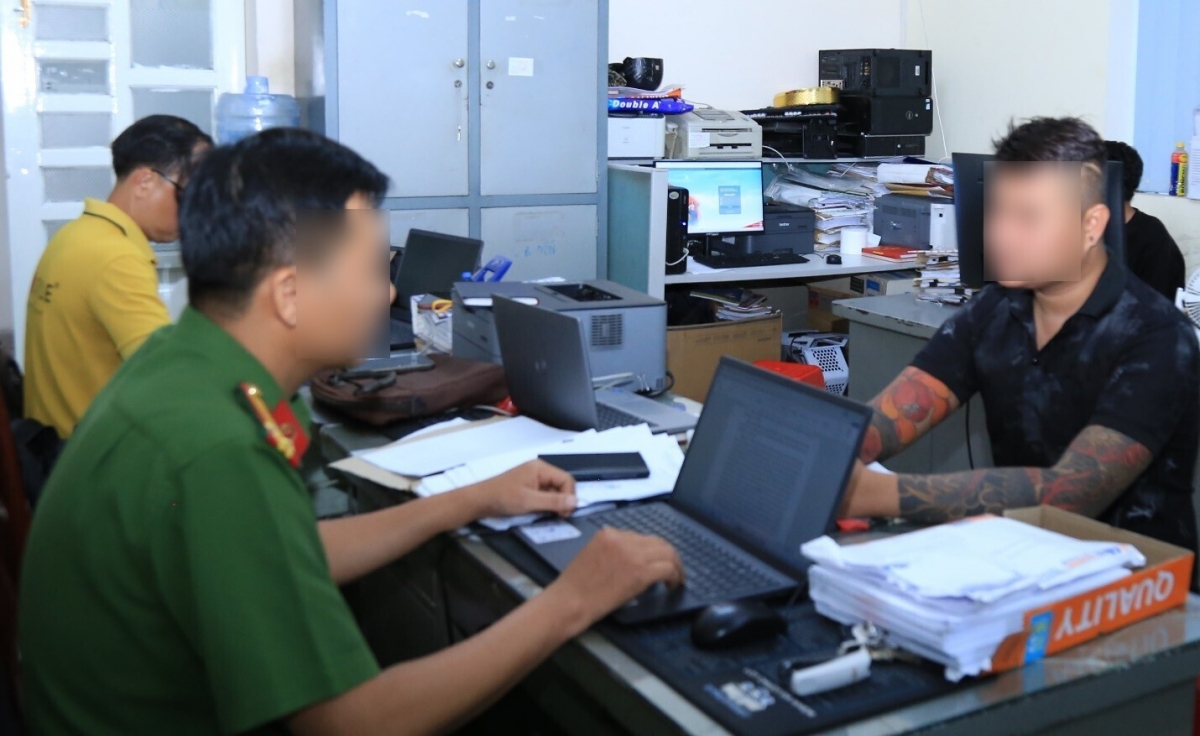 Một trong các đối tượng tại cơ quan công an (Ảnh: Công an tỉnh Đồng Nai)