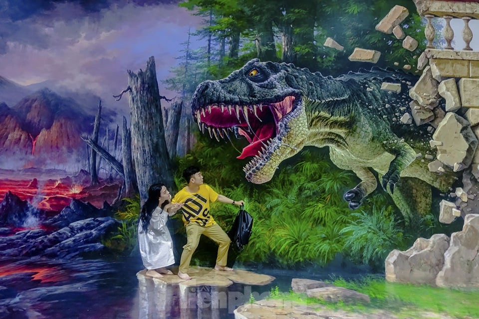 The museum itself is separated into nine zones, including Optical, Classic, Aqua, Central Hall, Fantasy, Safari, World, Egyptian, and Imagine.