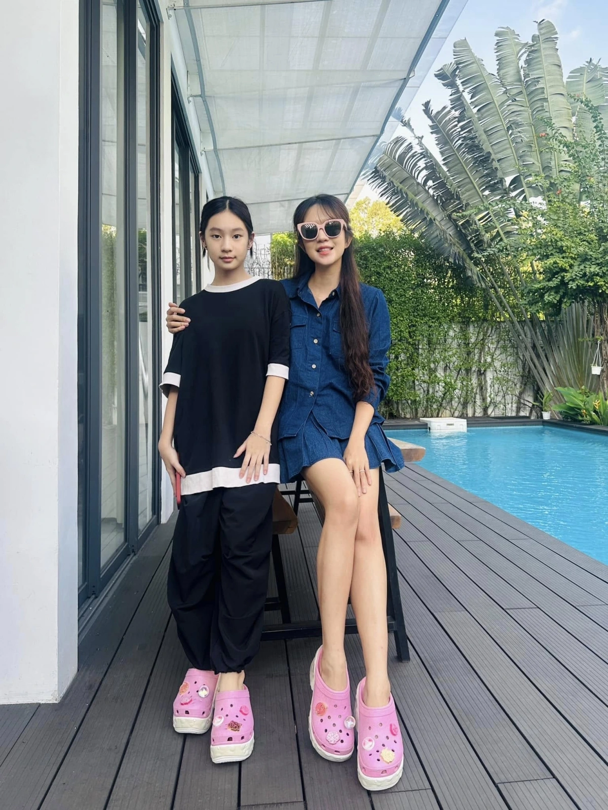 Là chị lớn trong gia đình, Cherry khiến bố mẹ tự hào vì tính cách hiền lành, hiểu chuyện và biết quan tâm tới các em. Được bố mẹ hướng dẫn từ sớm nên cô bạn cũng có được sự tháo vát trong cuộc sống. Cherry Hải My hiện là cái tên sáng giá trong thế hệ “rich kid – celeb kid” của showbiz Việt. Cô bé được kỳ vọng sẽ có nhiều thành tựu trong tương lai nghệ thuật.