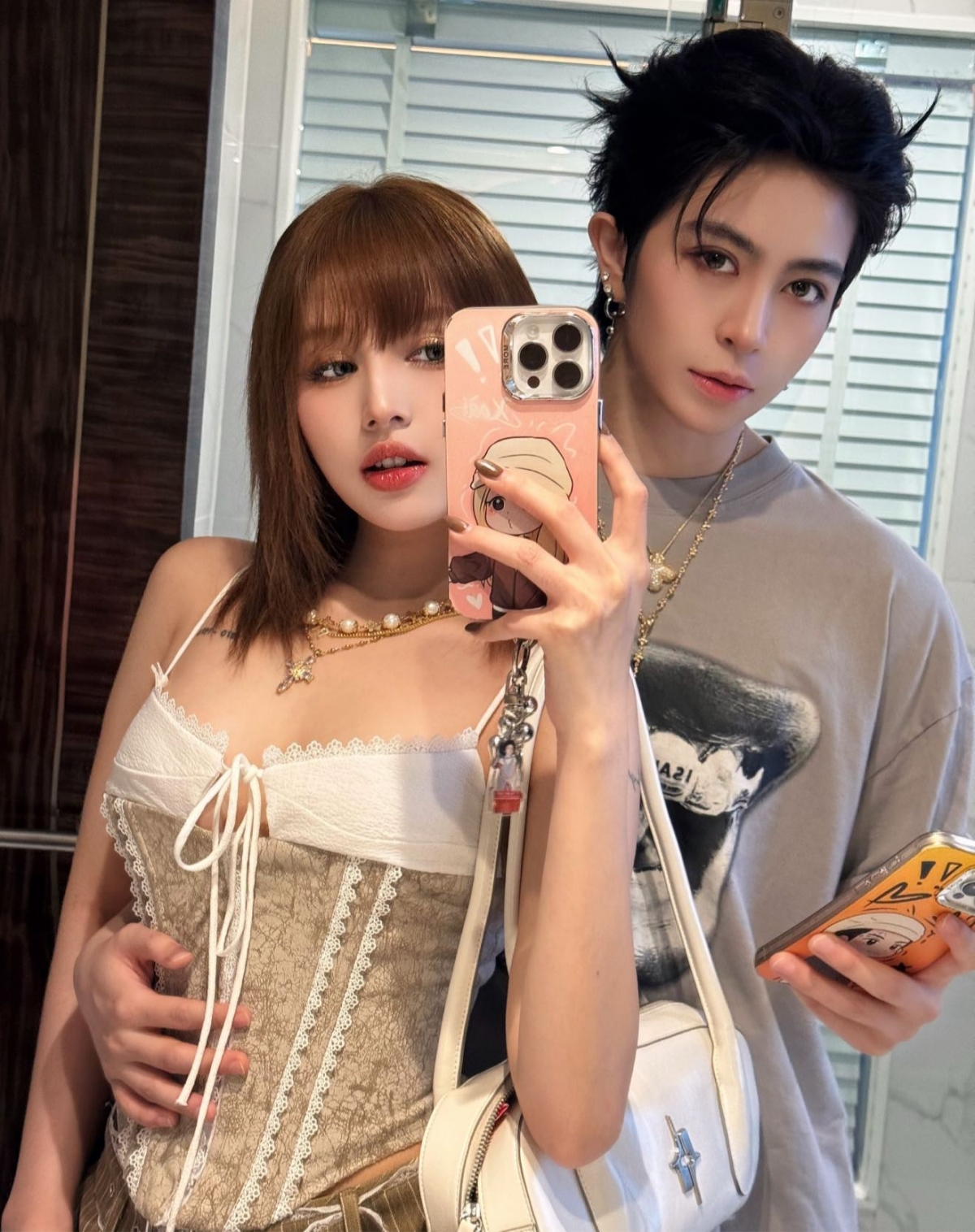 Xoài Non và Gil Lê tình tứ trong chuyến du lịch Thái Lan.