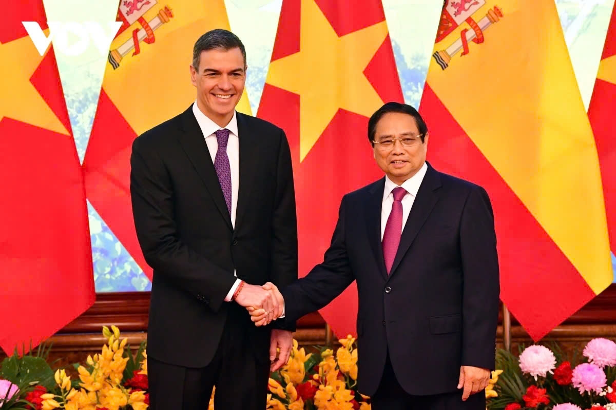 Thủ tướng Phạm Minh Chính và Thủ tướng Tây Ban Nha Pedro Sánchez. 