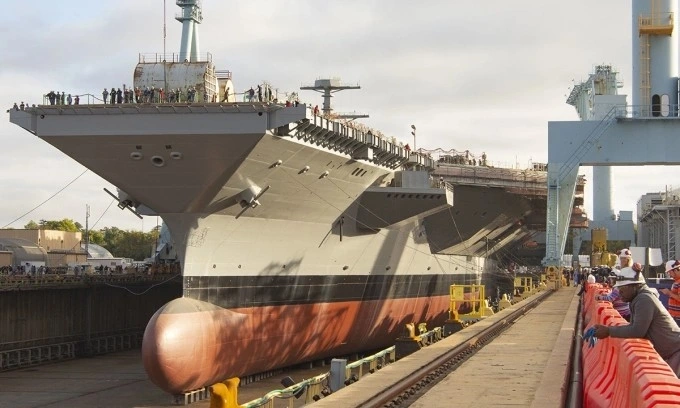 Tàu sân bay USS John F. Kennedy tại nhà máy đóng tàu ở bang Virginia, Mỹ, tháng 10/2019. Ảnh: US Navy