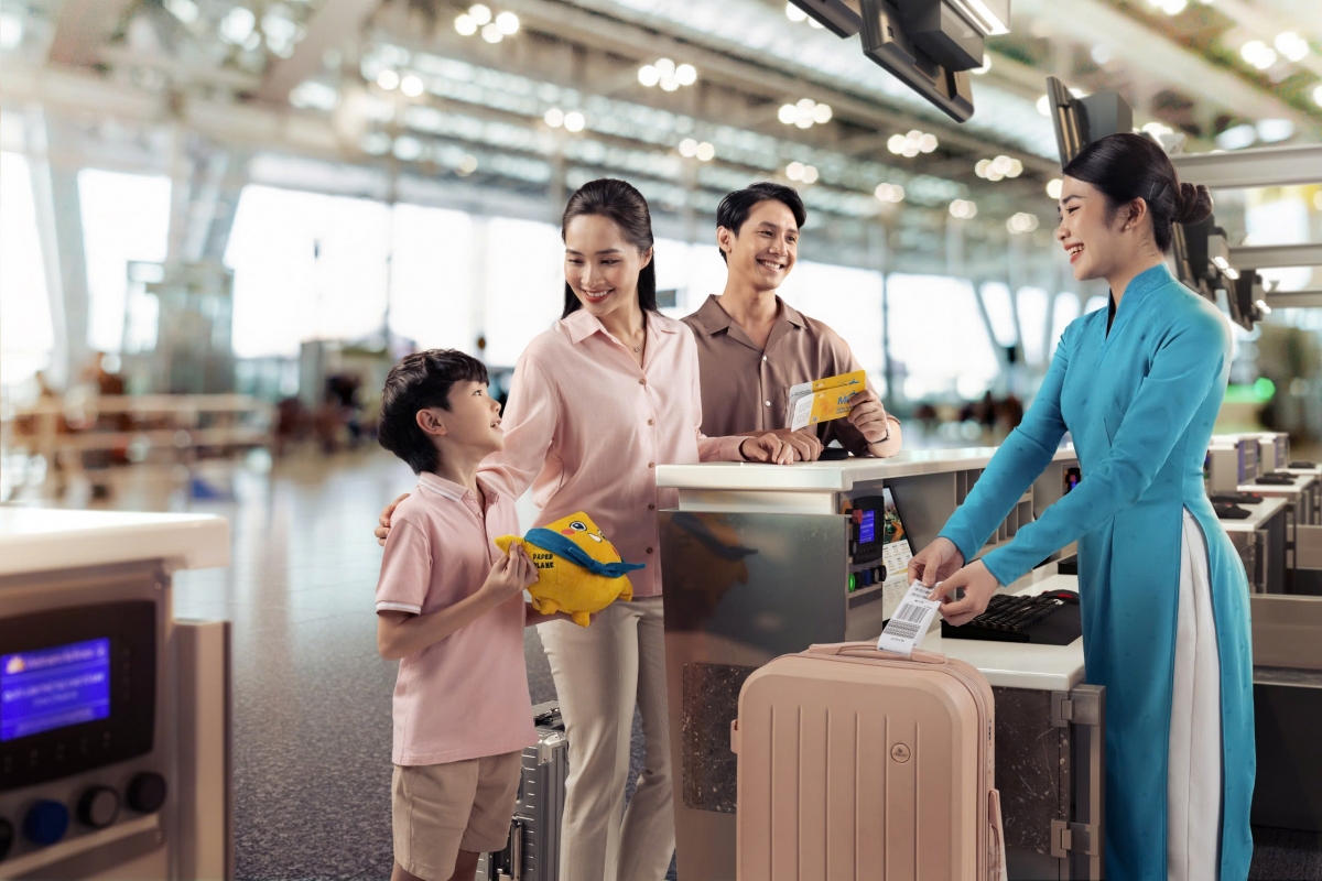Trong tháng 5/2025, Vietnam Airlines giảm 30% phí hành lý vào mỗi thứ Hai, giảm 25% phí dịch vụ chọn chỗ vào mỗi thứ Năm.