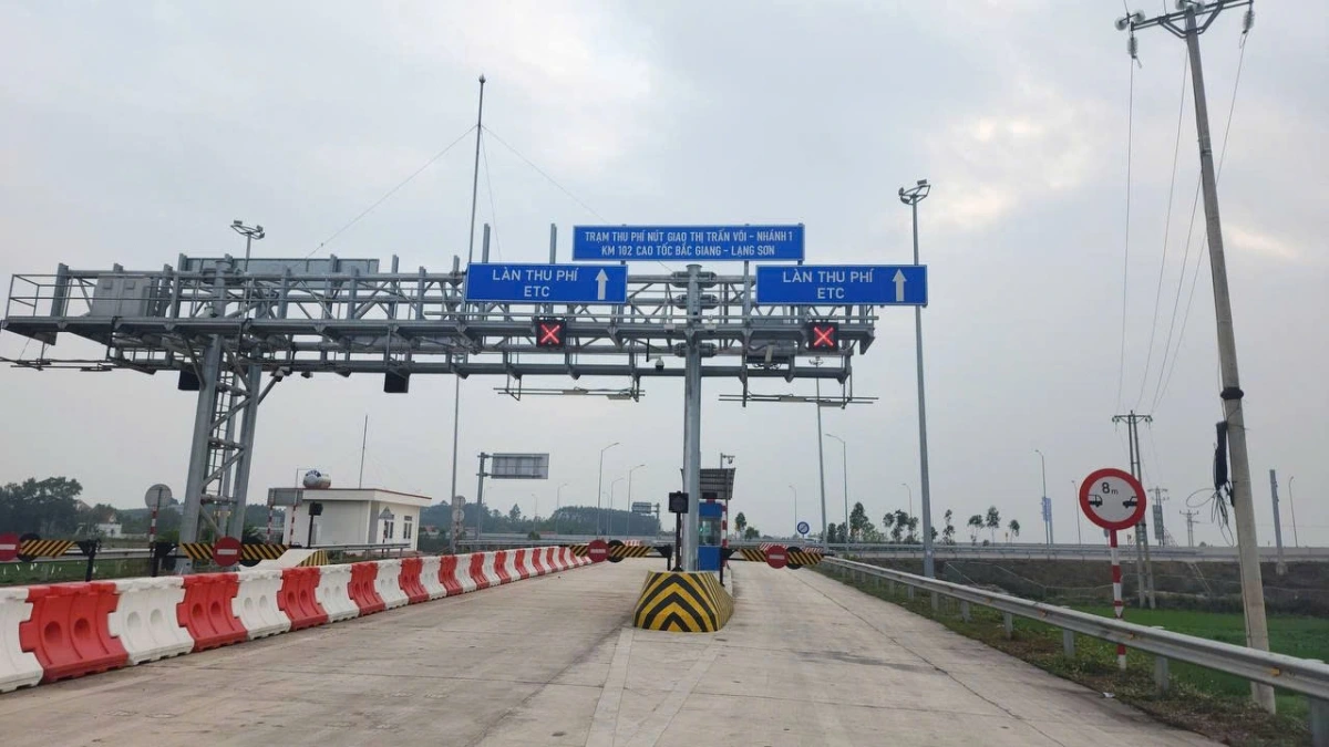 Trạm thu phí nút giao liên thông thị trấn Vôi thuộc địa phận huyện Lạng Giang, tỉnh Bắc Giang với Dự án cao tốc Bắc Giang-Lạng Sơn.