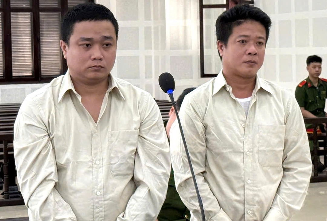 Hai bị cáo Phạm Minh Hải và Phạm Minh Đức trước tòa