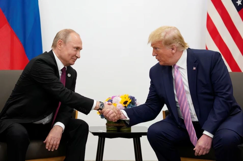 Tổng thống Nga Vladimir Putin và Tổng thống Mỹ Donald Trump. Ảnh: Reuters