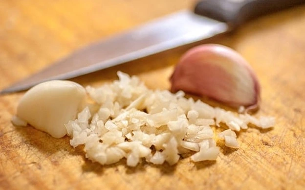 Tỏi có tiềm năng giúp ngăn ngừa ung thư. Ảnh: Istock