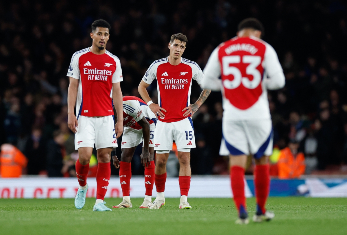 Arsenal đánh rơi chiến thắng (Ảnh: Reuters)