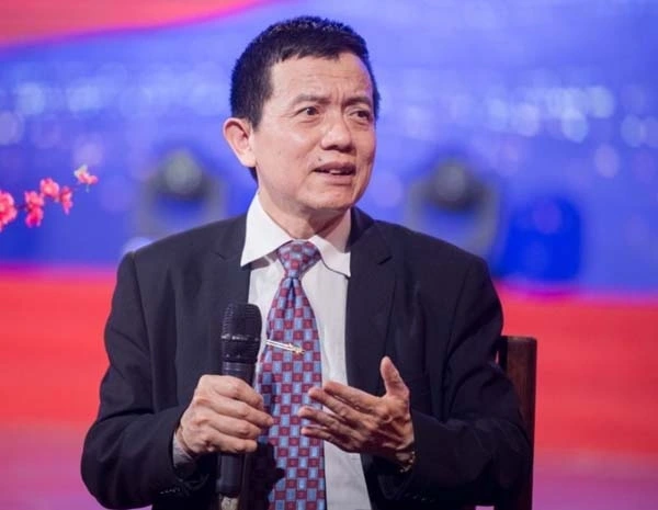 PGS. TS Nguyễn Mạnh Hà, nguyên Viện trưởng Viện Lịch sử Đảng (Học viện chính trị Quốc gia HCM).