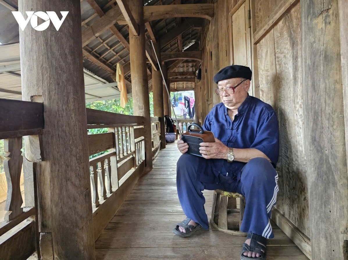 Với người dân vùng cao Tây Bắc, Đài TNVN đã trở thành người bạn tin cậy, không thể thiếu