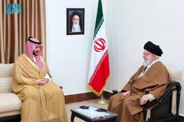Bộ trưởng Quốc phòng Saudi Arabia, Hoàng tử Khalid bin Salman hội đàm với Lãnh tụ tối cao Iran, Đại giáo chủ Ali Khamenei. (Ảnh: SPA)