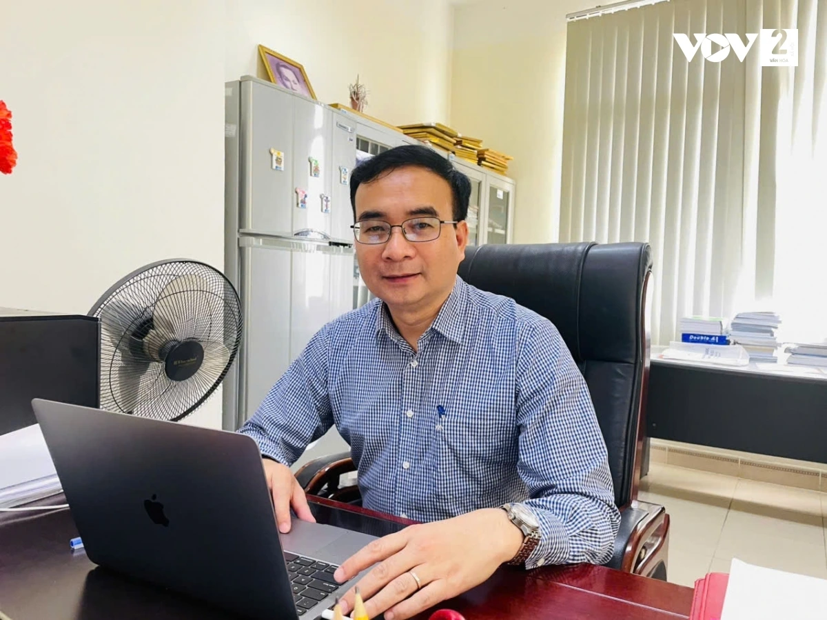PGS.TS Đỗ Trung Dũng trao đổi với PV VOV2 (Ảnh: PV)