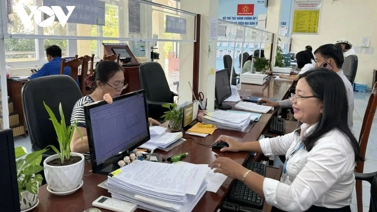Dự kiến bình quân khoảng 32 biên chế/1 cấp xã. (ảnh minh họa)
