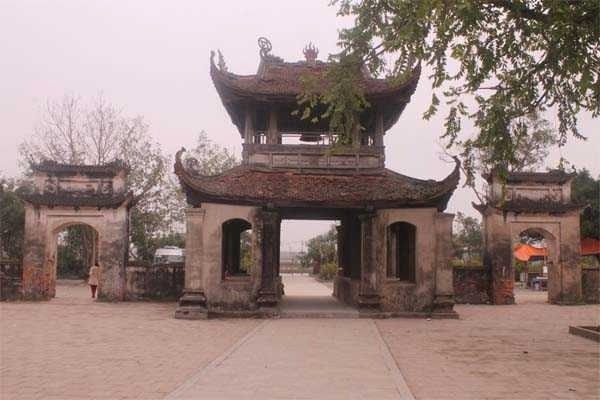 Cổng tam quan chùa Đậu (ảnh tư liệu)