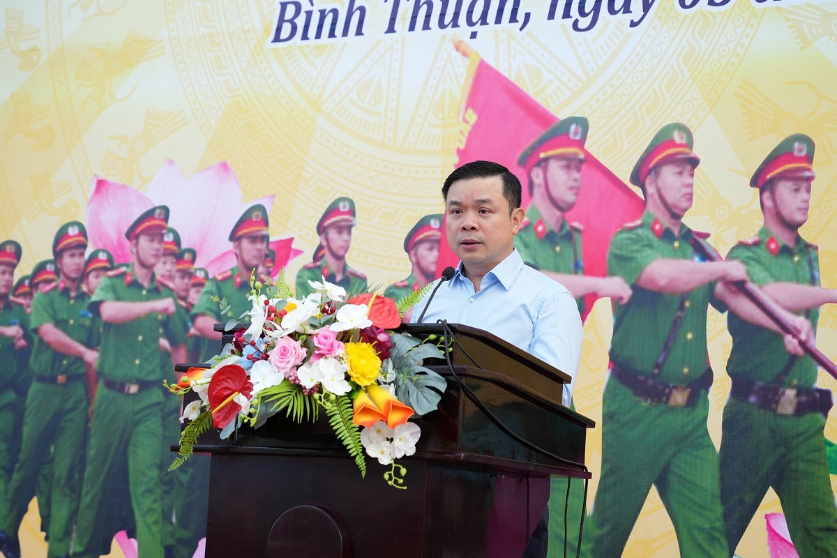 Ông Đỗ Hữu Huy, Chủ tịch UBND tỉnh Bình Thuận phát biểu chỉ đạo. Ảnh: CABT