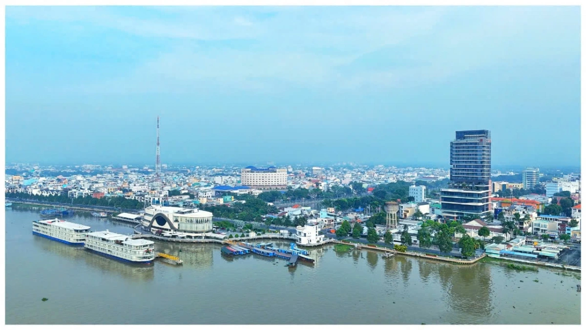 Tỉnh Tiền Giang và Đồng Tháp sẽ sáp nhập có tên tỉnh Đồng Tháp trung tâm đặt tại thành phố Mỹ Tho.