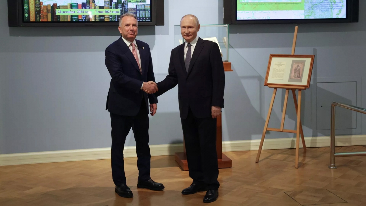 Tổng thống Nga Putin và Đặc phái viên của Tổng thống Mỹ Steve Witkoff tại cuộc gặp. Ảnh: Ria Novosti