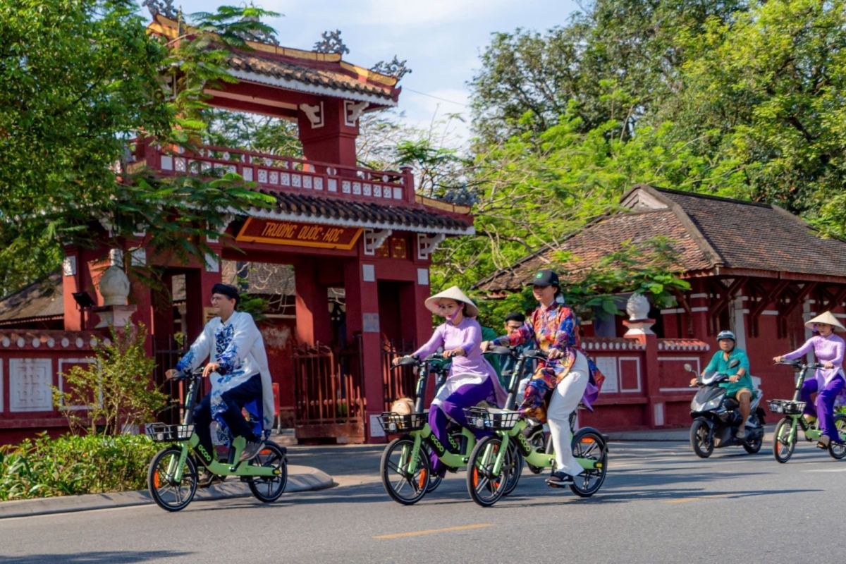 Du lịch tại Huế