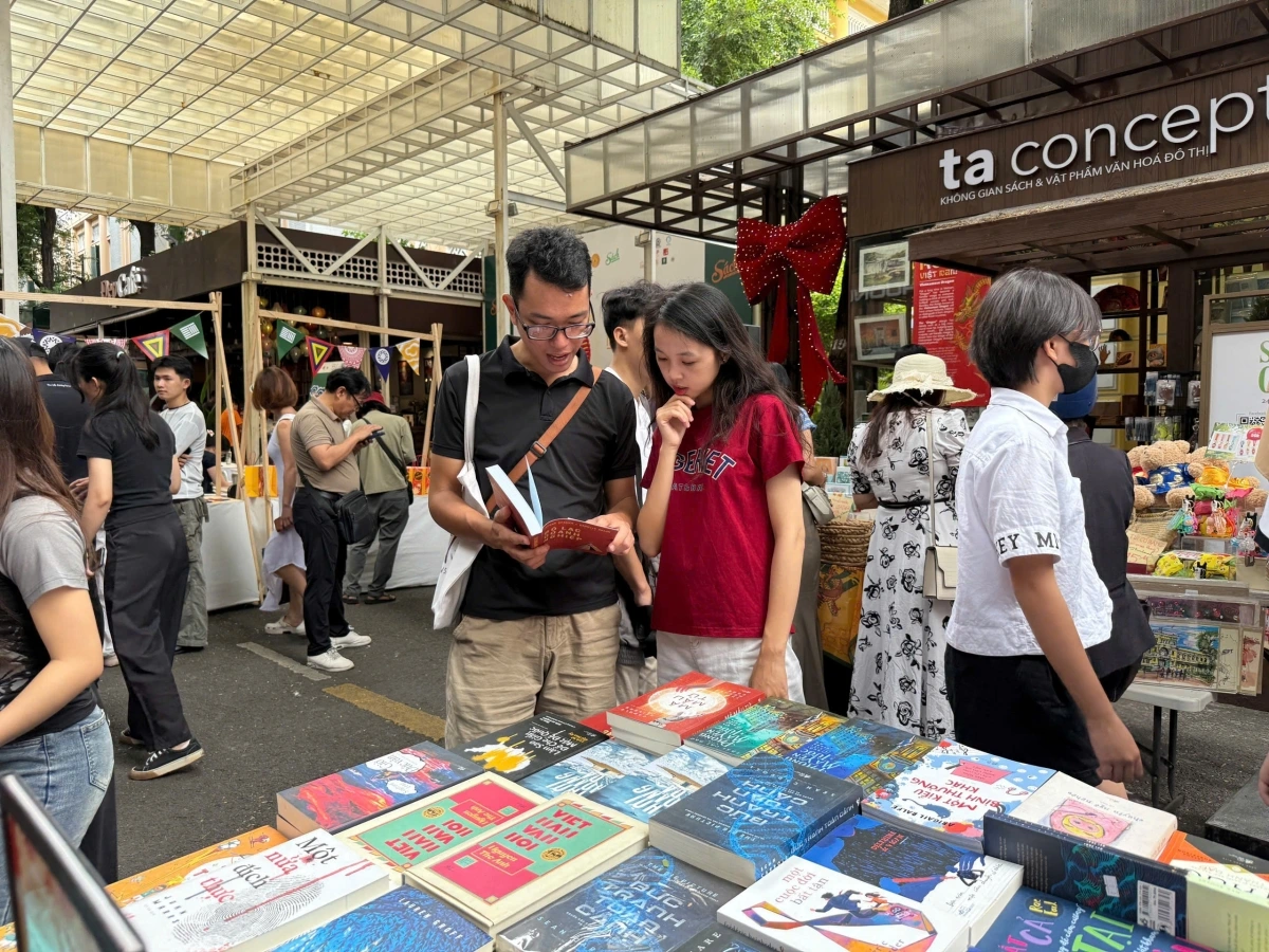 Đường sách TP.HCM (ảnh: ĐS)