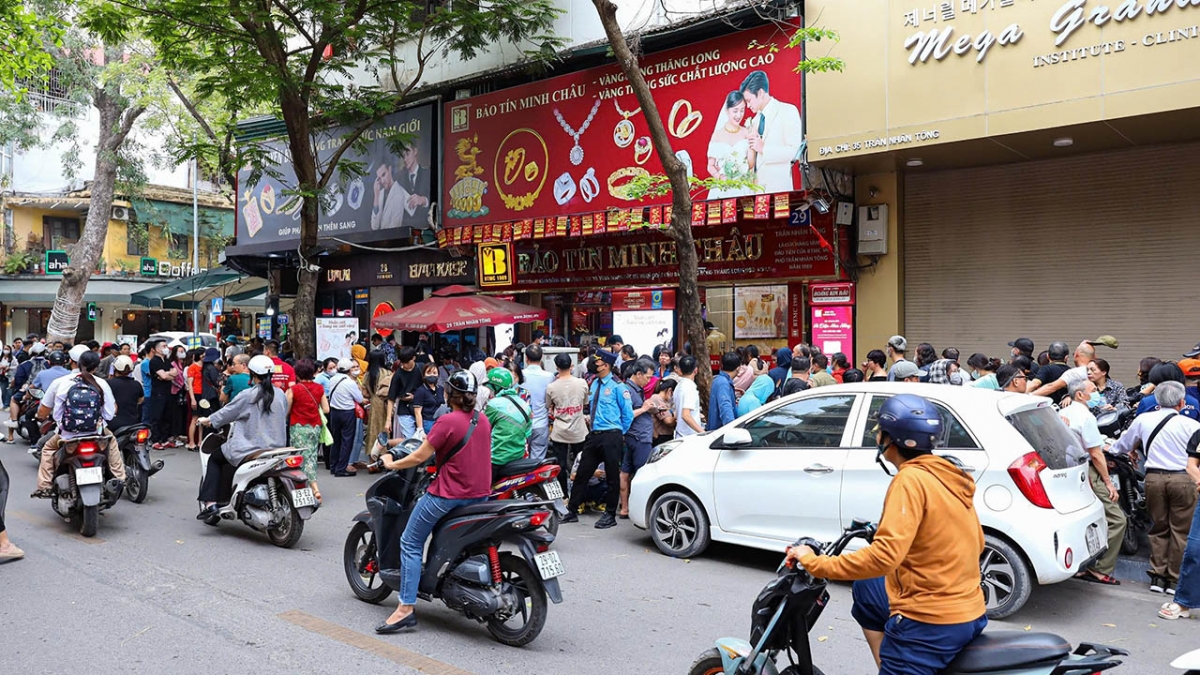 Giá vàng tăng mạnh