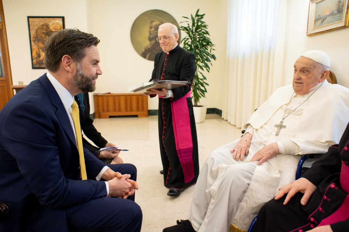 Giáo hoàng gặp gỡ Phó Tổng thống Mỹ JD Vance tại Vatican ngày 21/4/2025. Ảnh: Reuters