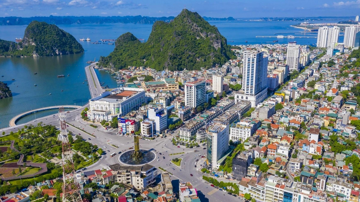 Thành phố Hạ Long được đề xuất phương án sắp xếp thành 11 đơn vị hành chính cấp xã