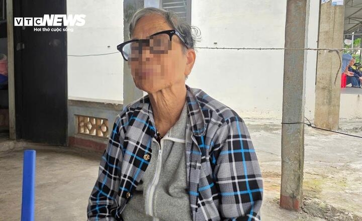 Cụ E. như chết lặng khi nghe tin Na bị bắt vì giết con.