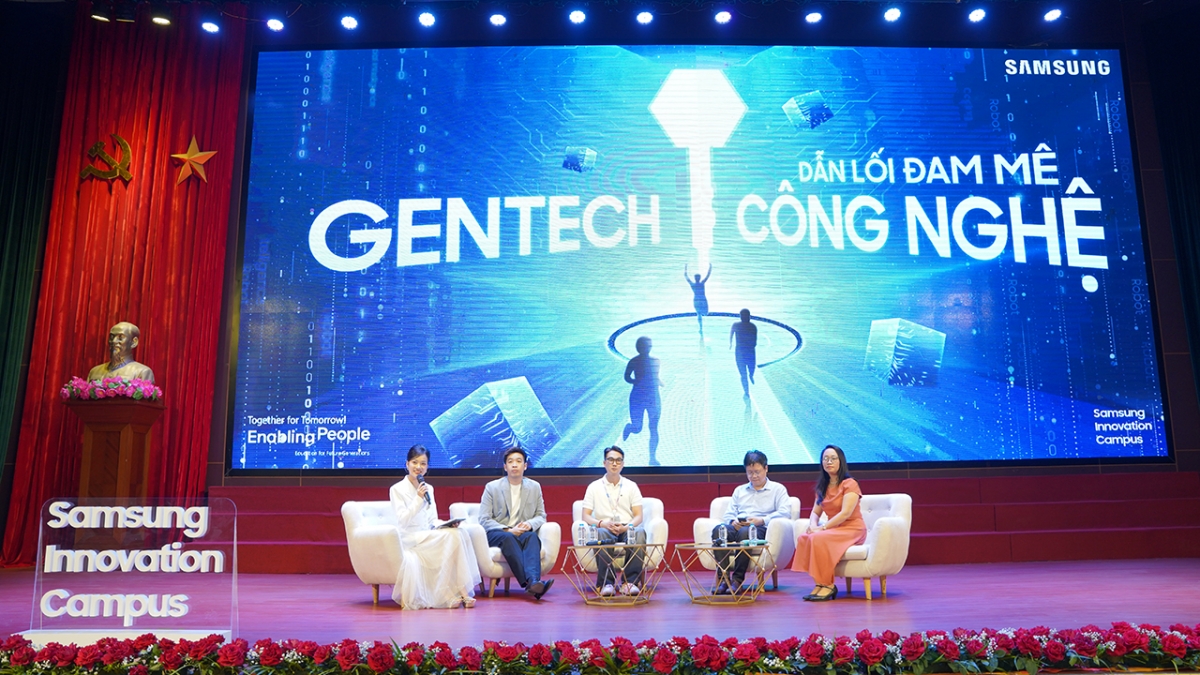Hội thảo đem đến cho các bạn học sinh, sinh viên nhiều thông tin hữu ích về định hướng phát triển nghề nghiệp