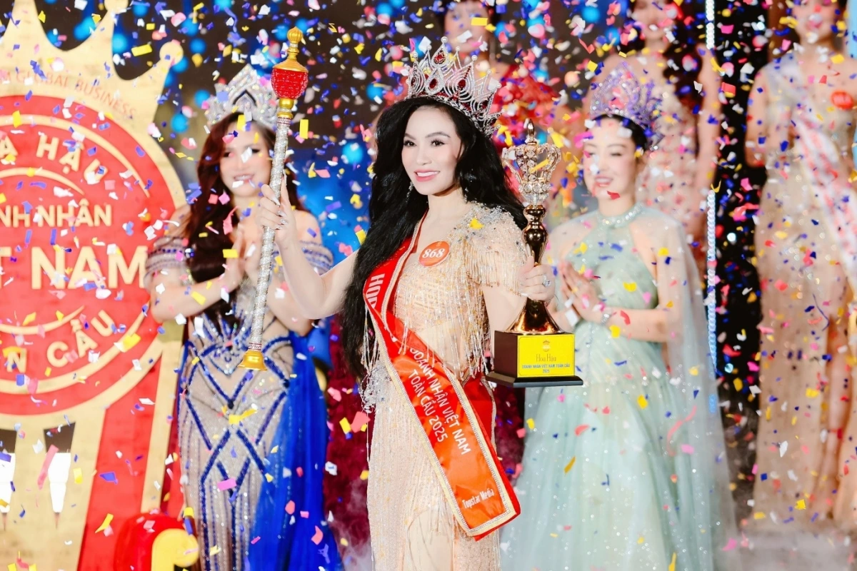 Lương Thị Hương đến từ Bắc Giang đăng quang Hoa hậu Doanh nhân Việt Nam Toàn cầu 2025