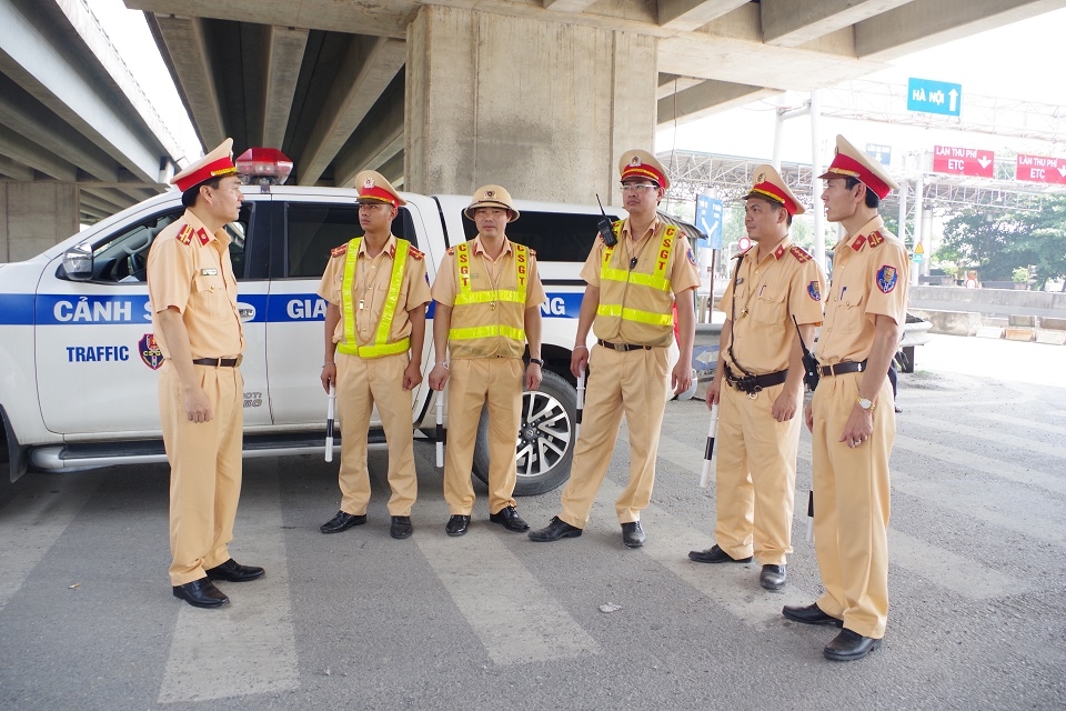 Lực lượng Cảnh sát giao thông, Công an tỉnh triển khai nhiệm vụ bảo đảm TTATGT dịp lễ 30/4 – 1/5.