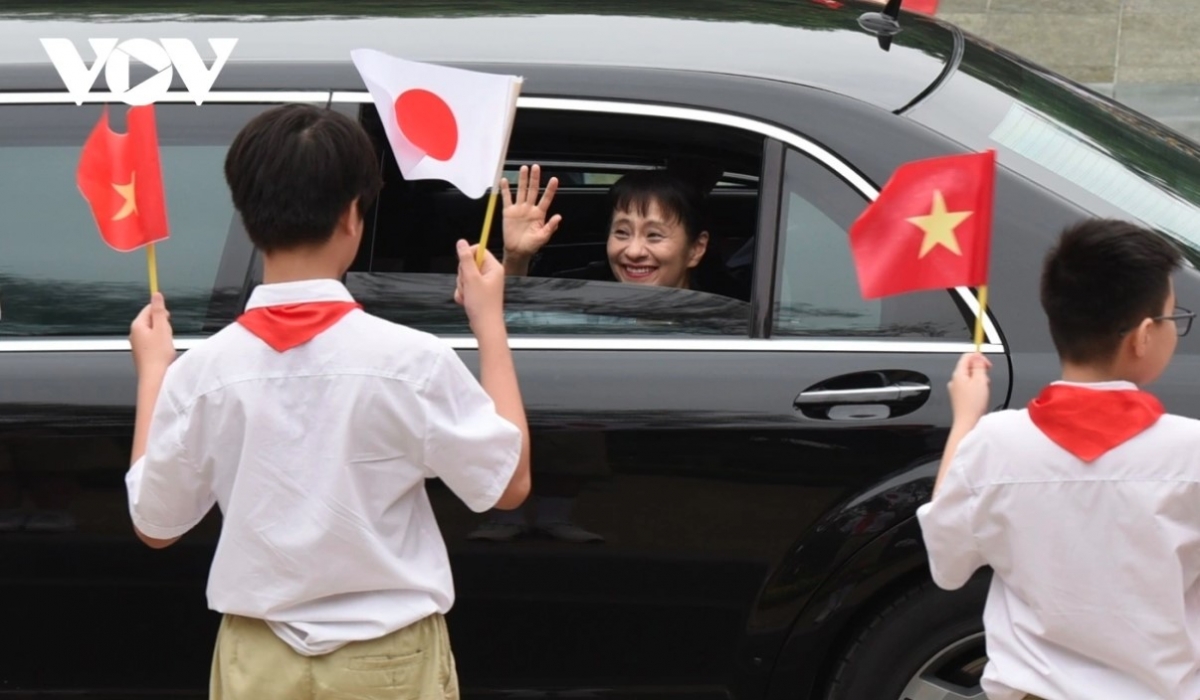 This is Prime Minister Ishiba Shigeru's first visit to Vietnam since taking office, and the first visit following the upgrade of bilateral relations to a "Comprehensive Strategic Partnership for Peace and Prosperity in Asia and the World" in November 2023.