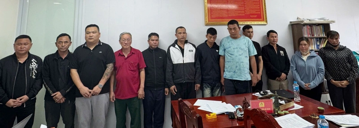 12 đối tượng khai thác cát trái phép trên sông Chu đã bị khởi tố