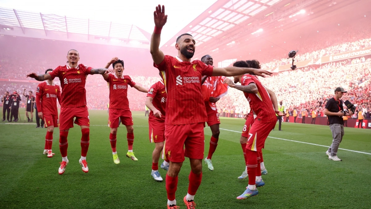 Ở trận đấu này, tiền đạo Mohamed Salah đóng góp 1 bàn thắng cho The Kop. Đáng chú ý, bàn thắng này giúp Salah vượt qua tiền đạo Sergio Aguero (184 bàn) để trở thành cầu thủ nước ngoài ghi bàn nhiều nhất trong lịch sử giải đấu với 185 bàn.