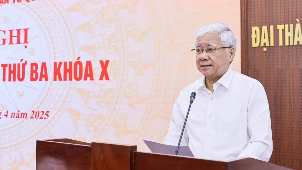 Ông Đỗ Văn Chiến – Chủ tịch Ủy ban Trung ương MTTQ Việt Nam phát biểu kết luận hội nghị