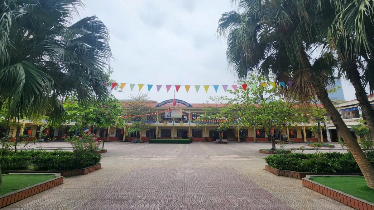 Trường Tiểu học thị trấn Đô Lương (Nghệ An)