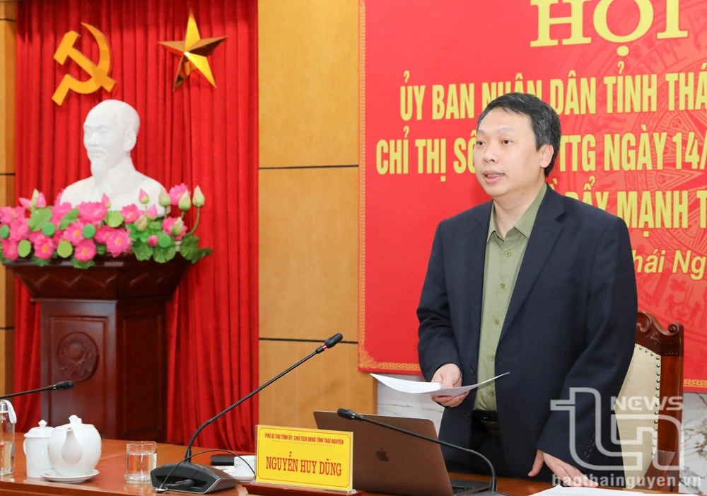 Chủ tịch UBND tỉnh Thái Nguyên Nguyễn Huy Dũng giao nhiệm vụ cho các sở, ngành. (Ảnh Báo Thái Nguyên)