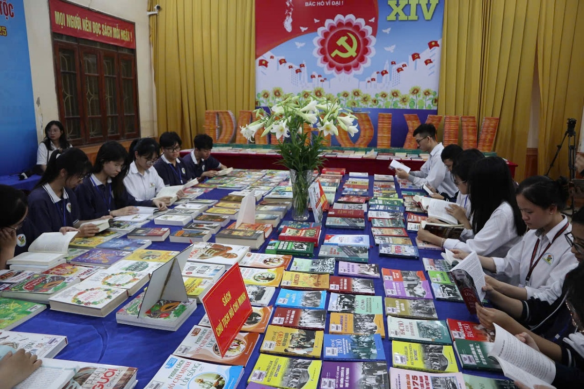Ngày sách thu hút được học sinh tham gia