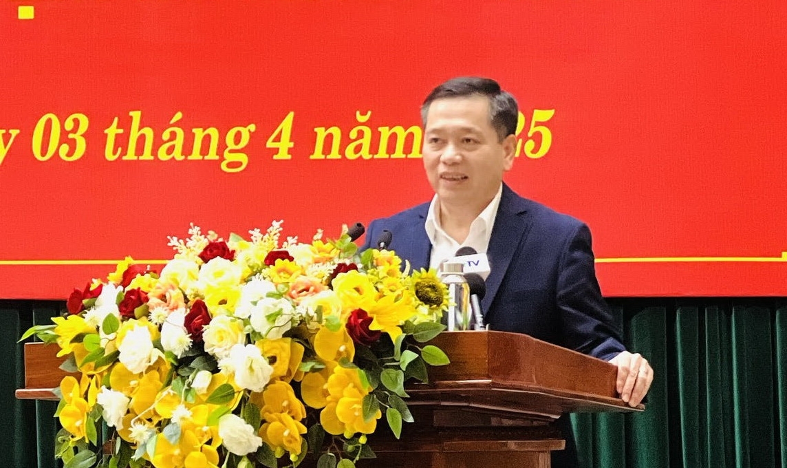 Ông Nguyễn Long Hải, Bí thư Tỉnh ủy Quảng Trị phát biểu chỉ đạo tại Hội nghị