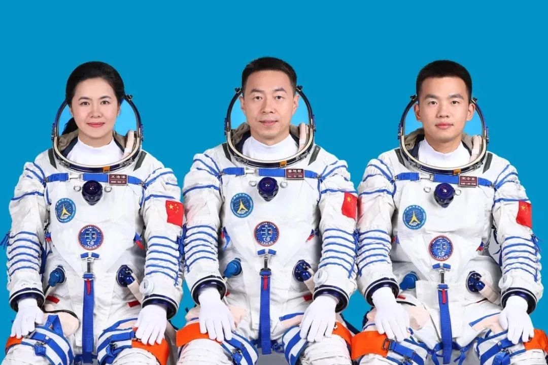 Phi hành đoàn tàu Thần Châu 19. Ảnh: Cơ quan Vũ trụ có người lái Trung Quốc (CMSA)