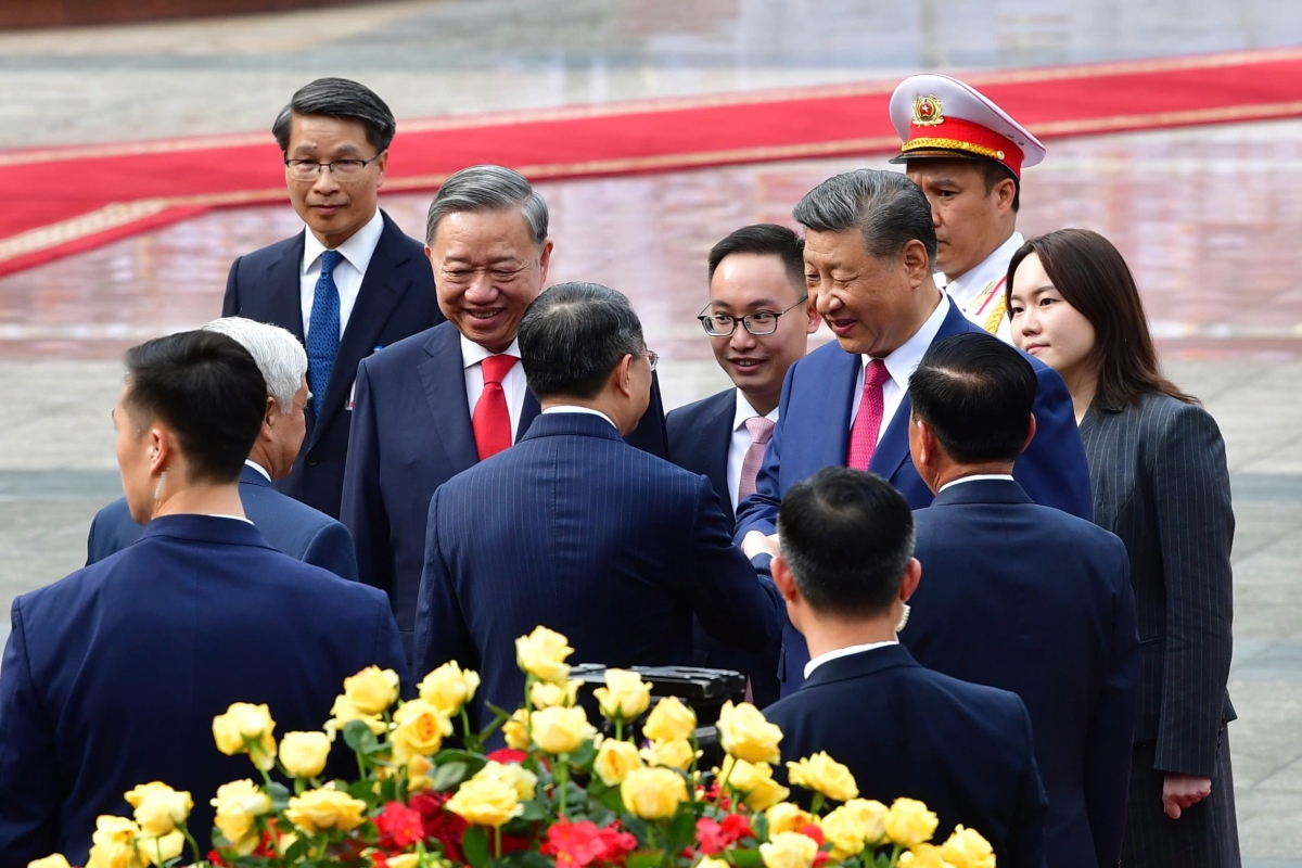Tổng Bí thư Tô Lâm và Tổng Bí thư, Chủ tịch nước Trung Quốc Tập Cận Bình giới thiệu thành phần đại biểu 2 nước