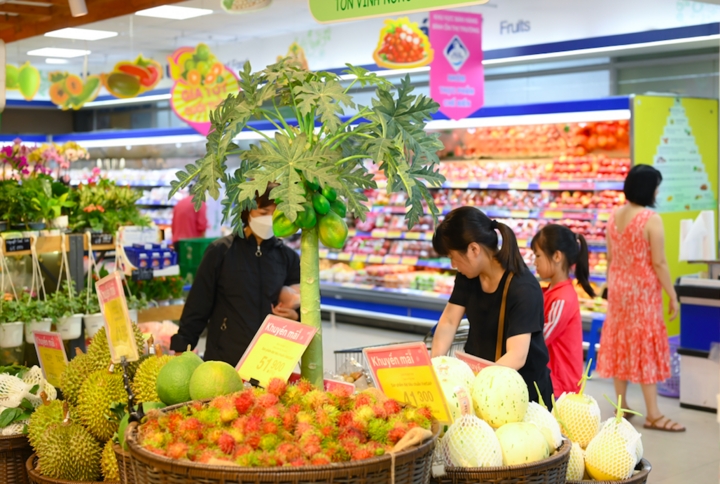 Co.opmart, Co.opdành trọn 2 tuần của tháng 4 để trưng bày và giới thiệu chuỗi sản phẩm của các HTX, làng nghề trên toàn quốc, hàng OCOP.